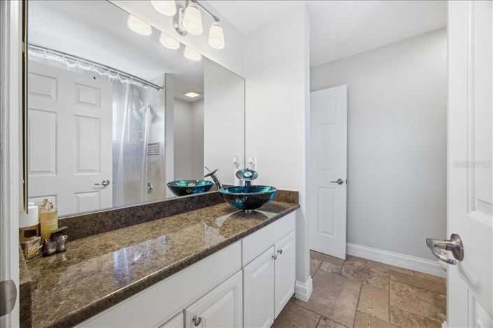 Image No.23-Maison de 5 chambres à vendre à Saint John