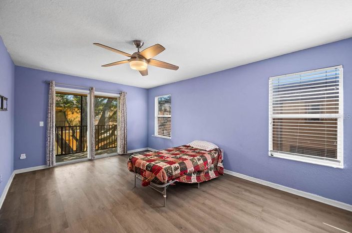 Image No.19-4 Bed House for sale