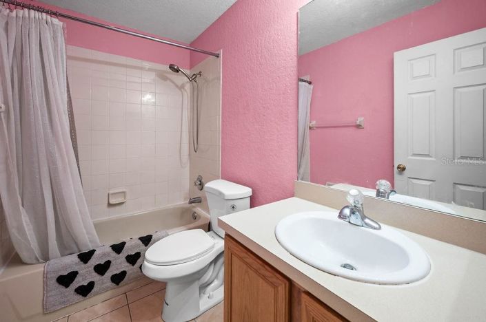 Image No.26-4 Bed House for sale