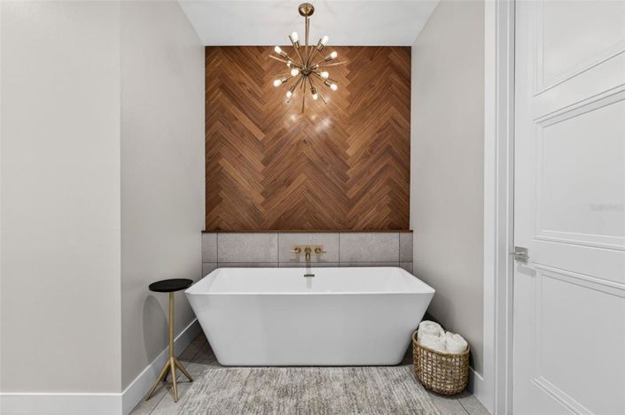 Image No.15-3 Bed House for sale