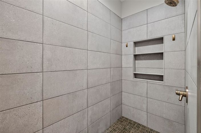 Image No.35-3 Bed House for sale