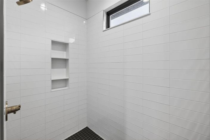 Image No.39-3 Bed House for sale