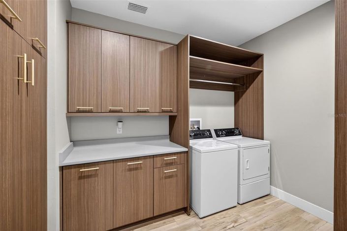 Image No.42-3 Bed House for sale