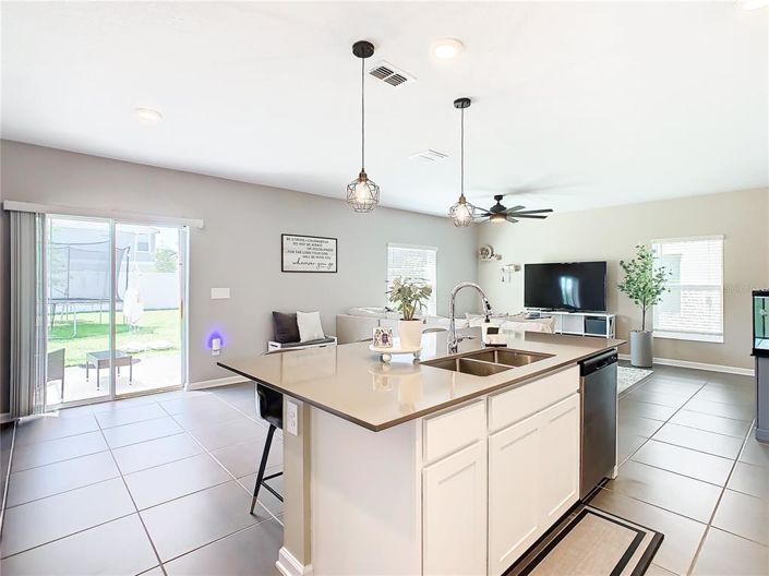 Image No.4-4 Bed House for sale