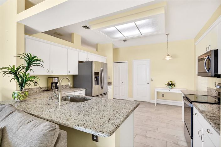 Image No.15-2 Bed House for sale