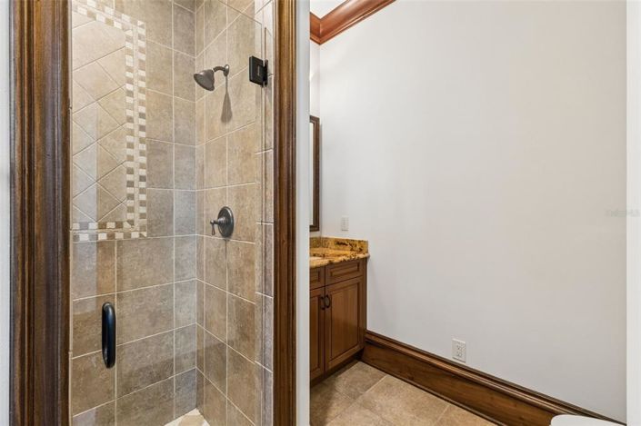 Image No.47-5 Bed House for sale
