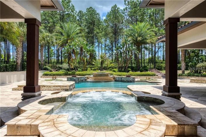 Image No.50-5 Bed House for sale