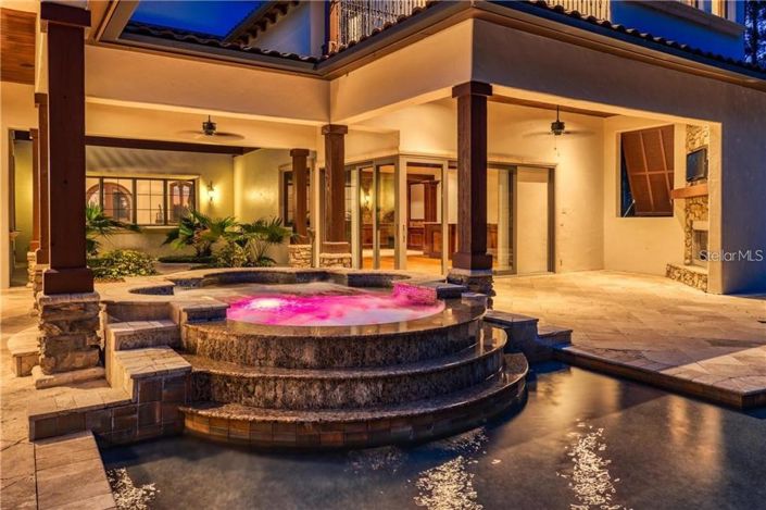 Image No.60-5 Bed House for sale