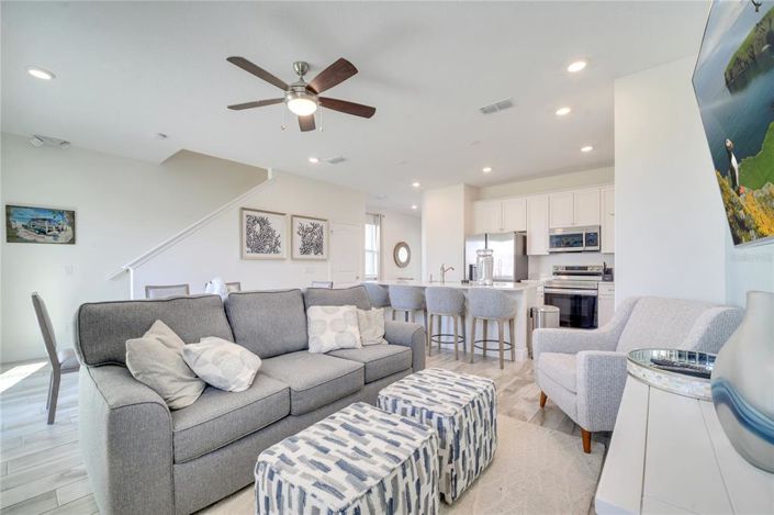 Image No.22-4 Bed Townhouse for sale