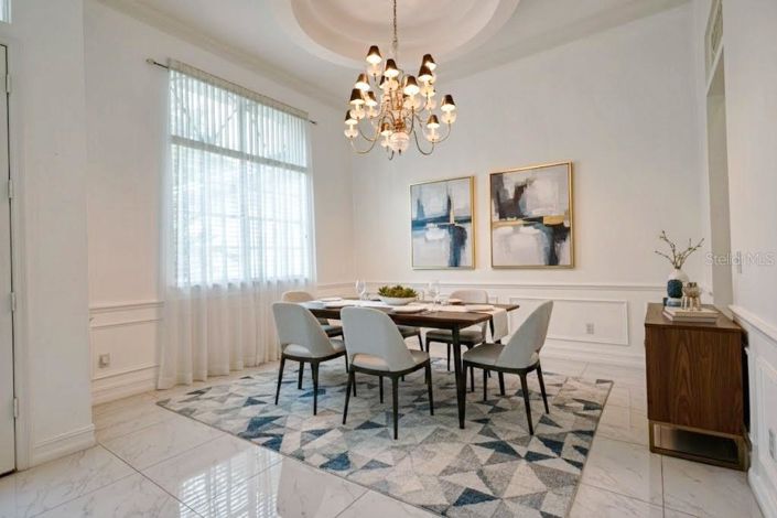 Image No.11-5 Bed House for sale