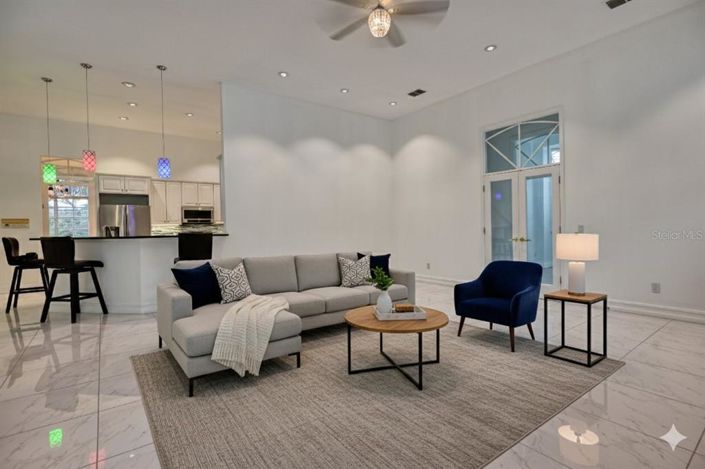 Image No.13-5 Bed House for sale