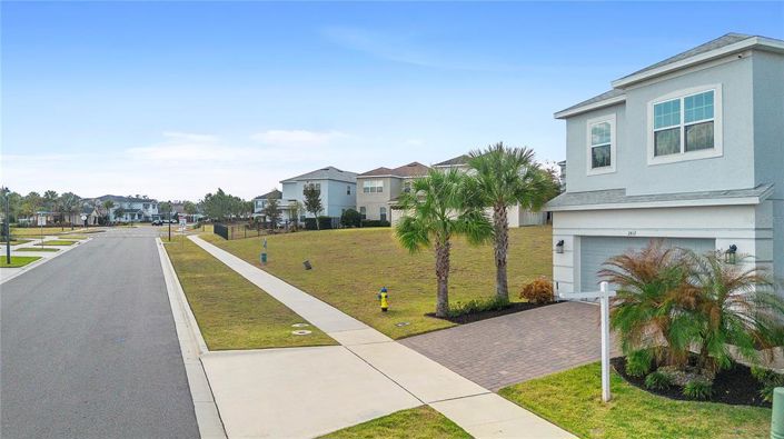 Image No.3-4 Bed House for sale