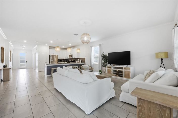 Image No.18-8 Bed House for sale