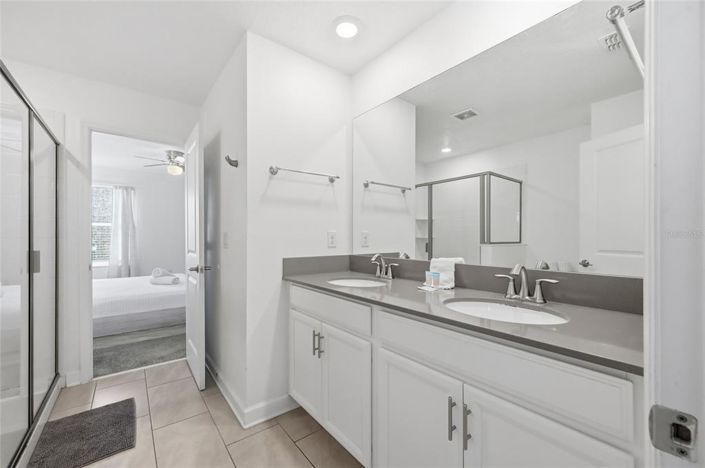 Image No.49-8 Bed House for sale