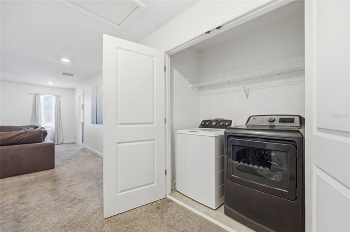 Image No.55-8 Bed House for sale