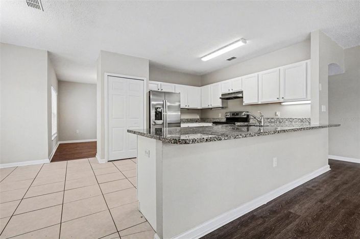 Image No.10-4 Bed House for sale