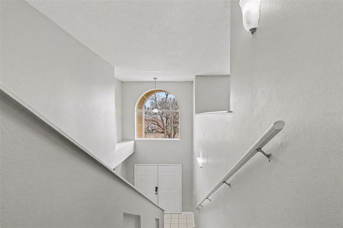 Image No.14-4 Bed House for sale