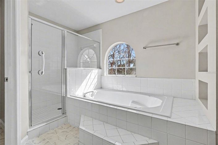 Image No.19-4 Bed House for sale