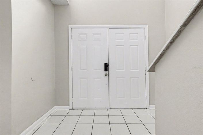 Image No.2-4 Bed House for sale