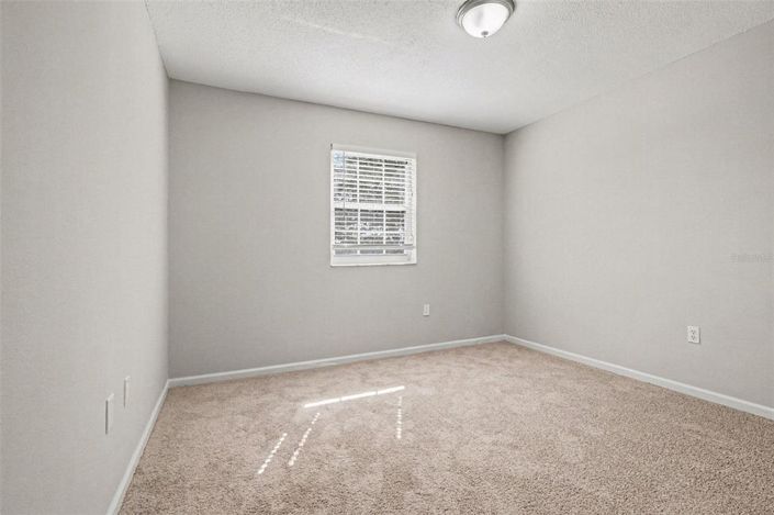 Image No.21-4 Bed House for sale