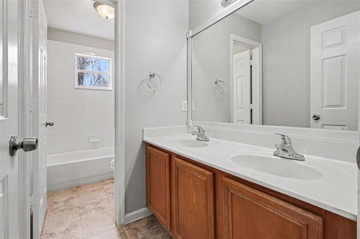 Image No.23-4 Bed House for sale