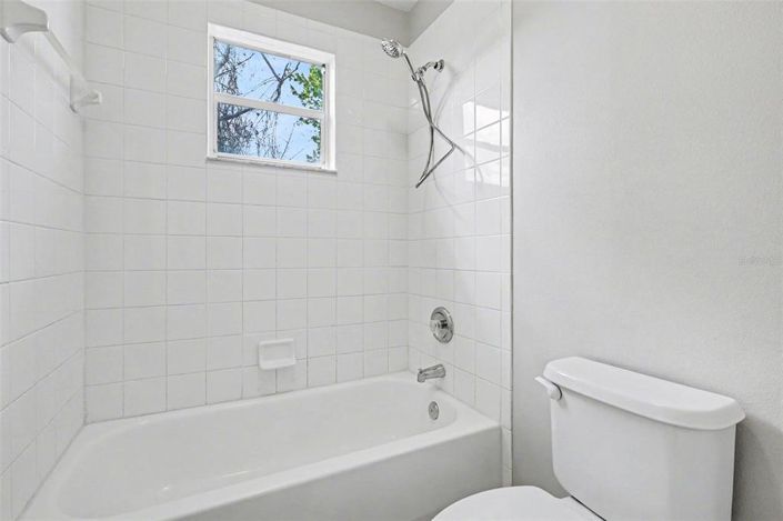 Image No.24-4 Bed House for sale