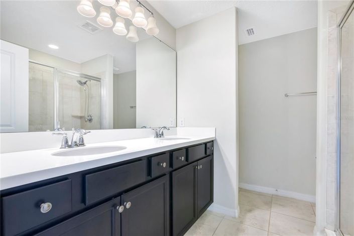 Image No.20-2 Bed Townhouse for sale