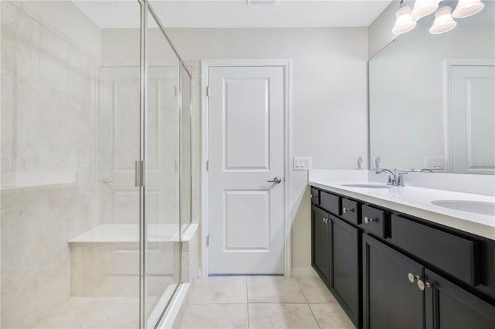 Image No.21-2 Bed Townhouse for sale