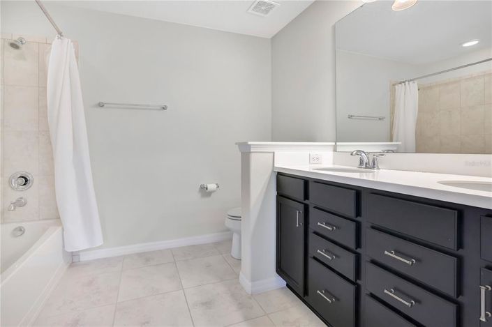 Image No.24-2 Bed Townhouse for sale