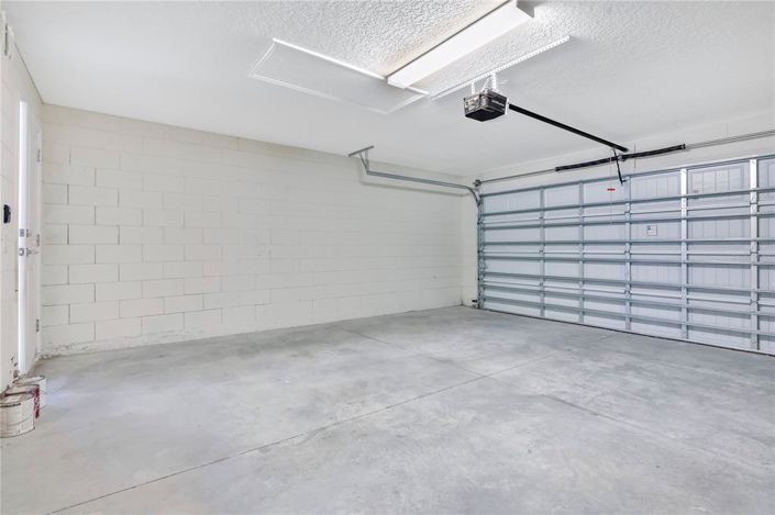 Image No.29-2 Bed Townhouse for sale