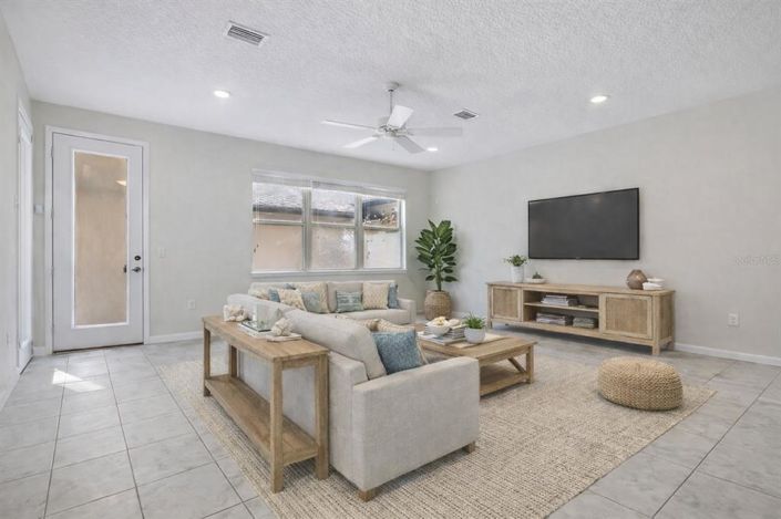 Image No.3-2 Bed Townhouse for sale