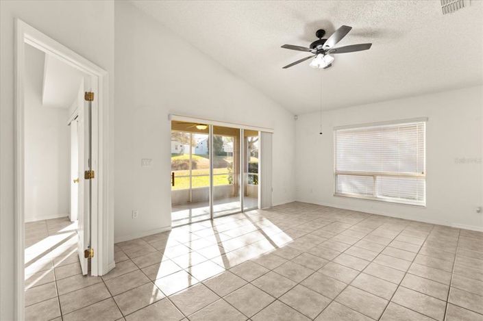 Image No.16-Maison de 2 chambres à vendre à Saint John