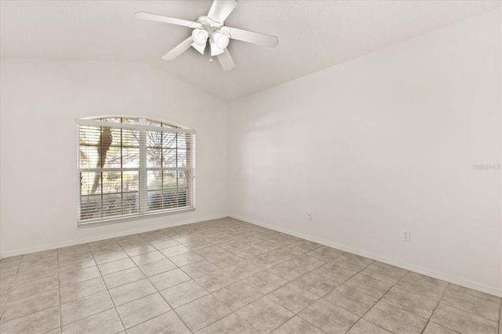 Image No.24-Maison de 2 chambres à vendre à Saint John