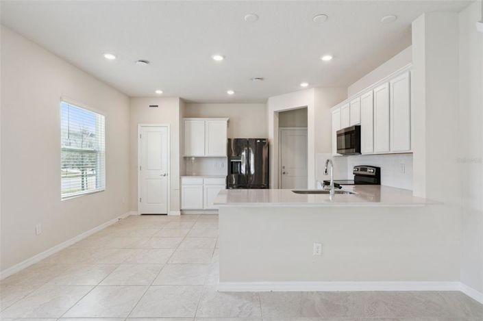 Image No.11-3 Bed Townhouse for sale