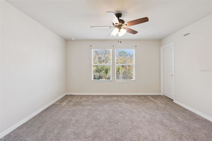 Image No.14-3 Bed Townhouse for sale