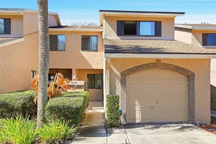 Image No.3-Maison de ville de 3 chambres à vendre à Saint John