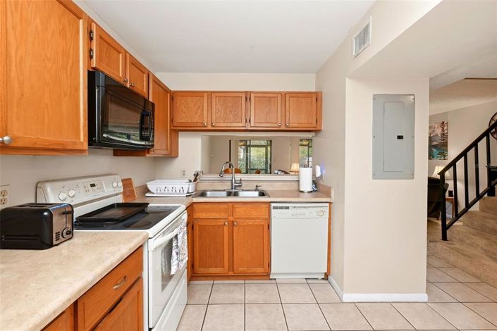 Image No.9-Maison de ville de 3 chambres à vendre à Saint John