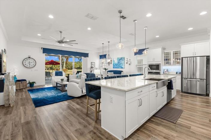 Image No.10-3 Bed House for sale