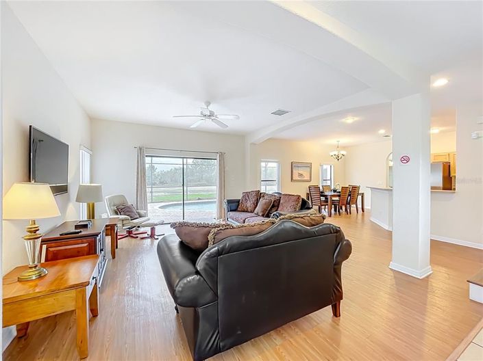 Image No.6-Maison de 4 chambres à vendre à Saint John