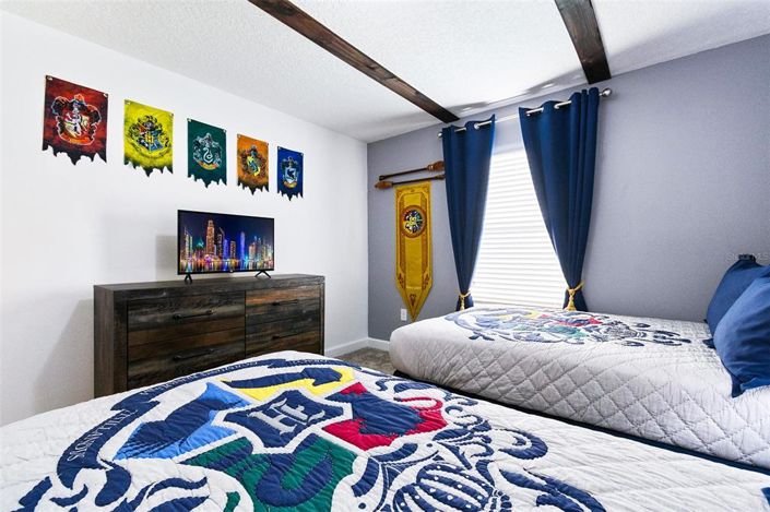 Image No.10-4 Bed Townhouse for sale