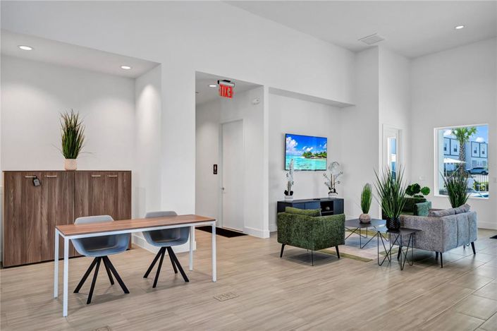 Image No.53-5 Bed Townhouse for sale