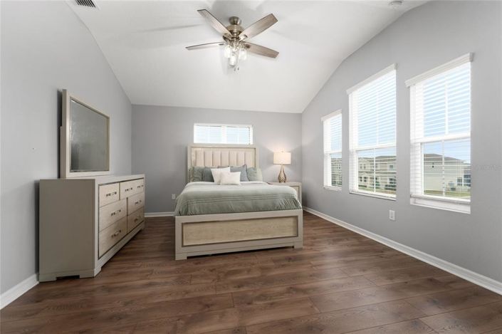 Image No.12-Maison de ville de 4 chambres à vendre à Saint John