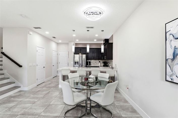 Image No.10-3 Bed Townhouse for sale