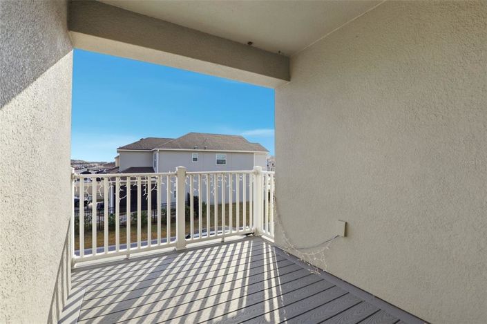 Image No.21-3 Bed Townhouse for sale