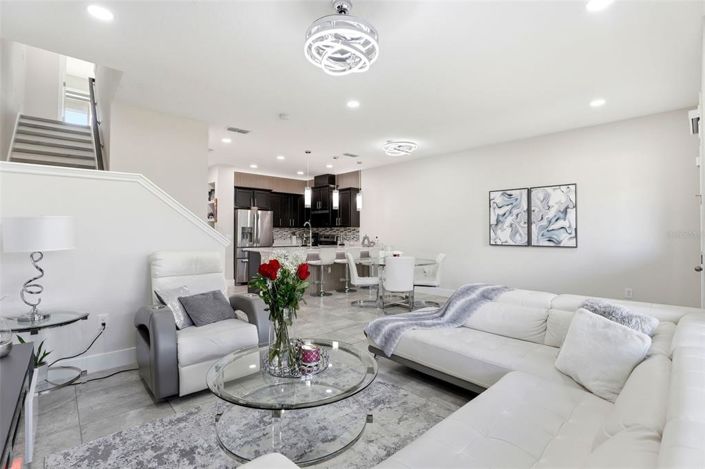 Image No.9-3 Bed Townhouse for sale