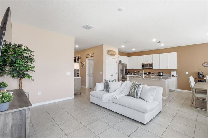 Image No.16-4 Bed House for sale