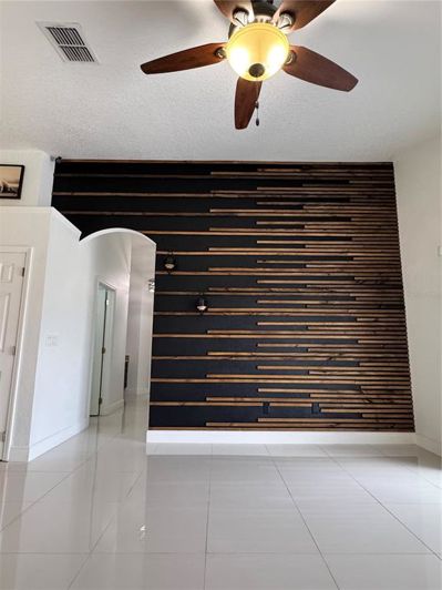 Image No.16-3 Bed House for sale