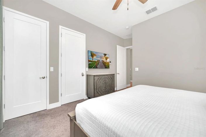 Image No.31-6 Bed House for sale