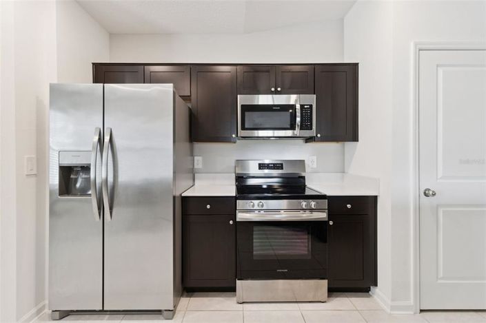 Image No.18-4 Bed House for sale