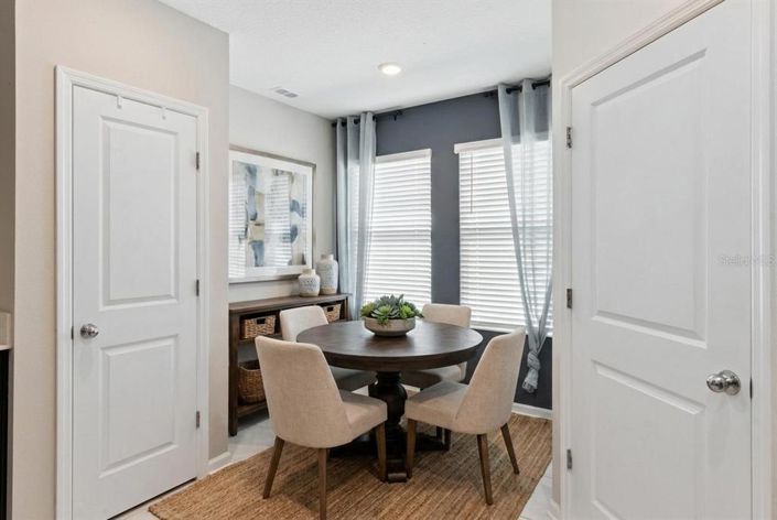 Image No.19-4 Bed House for sale